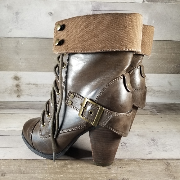 Steve Madden Awoll | Womens Size 7 - Picture 2 of 9